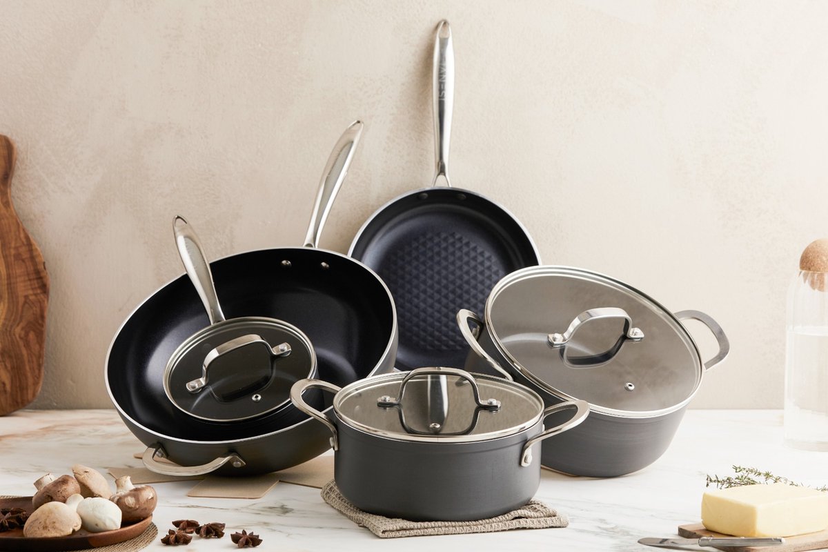ISENVI Victoria Forged pannenset