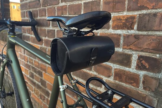 Zwart leren zadeltas voor fiets - Perfecte fietstas voor onderweg — afbeelding 3