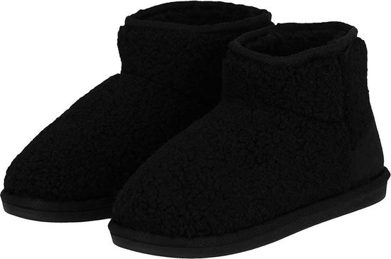 Zwarte teddy enkellaars pantoffels met beige suède hiel en rand.