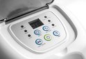 Close-up van het bedieningspaneel van het Intex zoutwatersysteem met display en bedieningsknoppen.