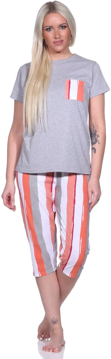 Normann Damespyjama met een t-shirt, 3/4 capribroek en een casual dessin grau