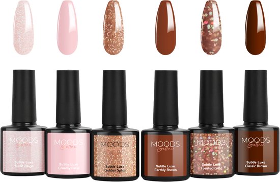 Zes flesjes bruine en roze gelnagellak met bijpassende nagelkleur samples.