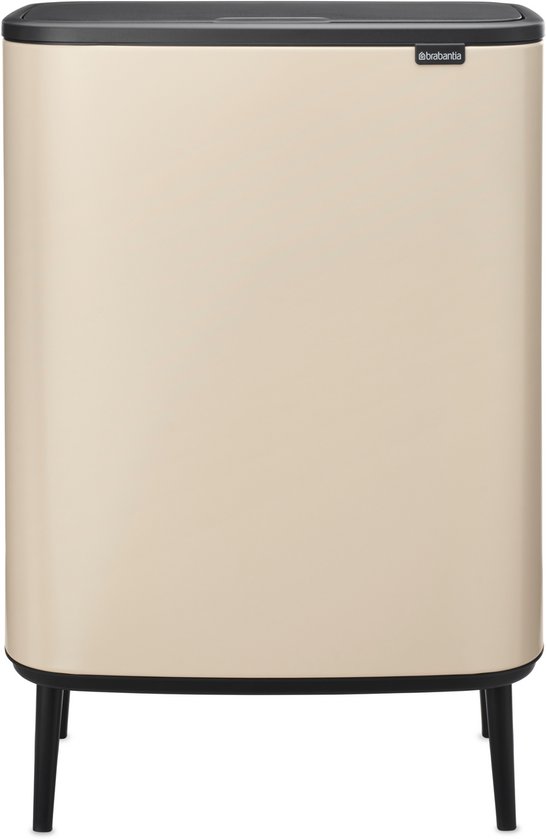 Poubelle beige Brabantia Bo Touch Bin Hi sur pieds noirs, vue de face.
