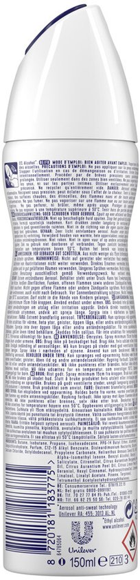 Achterkant van een Rexona Invisible deodorant spuitbus met productinformatie.