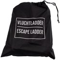 Zwarte opbergzak met 'VLUCHTLADDER ESCAPE LADDER' in witte letters.