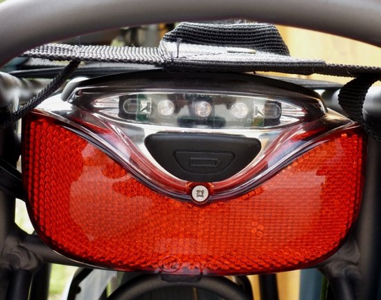 AXA - Achterlicht - LED met Reflector voor Gazelle Innergy van AXA — afbeelding 4