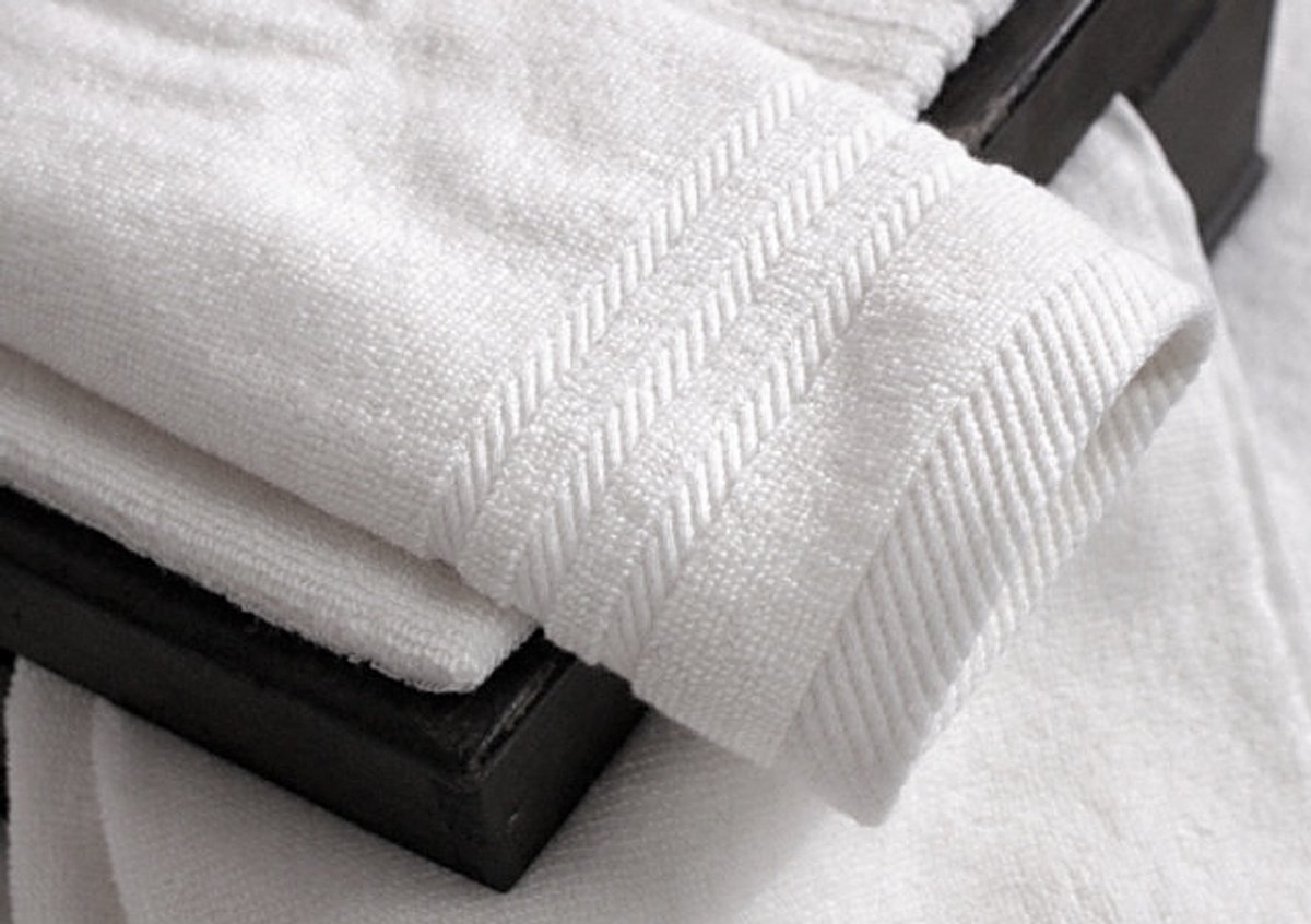 Luxe Hotel Handdoek SPA 100x150 cm 500 g/m² Paris Wit