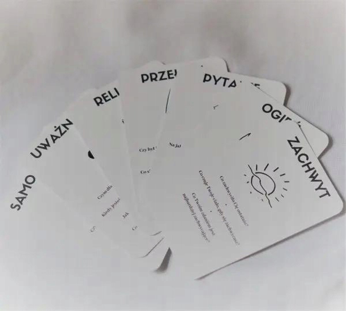 Karten van Diepe Zelfkennis: Interactief Gezelschapsspel