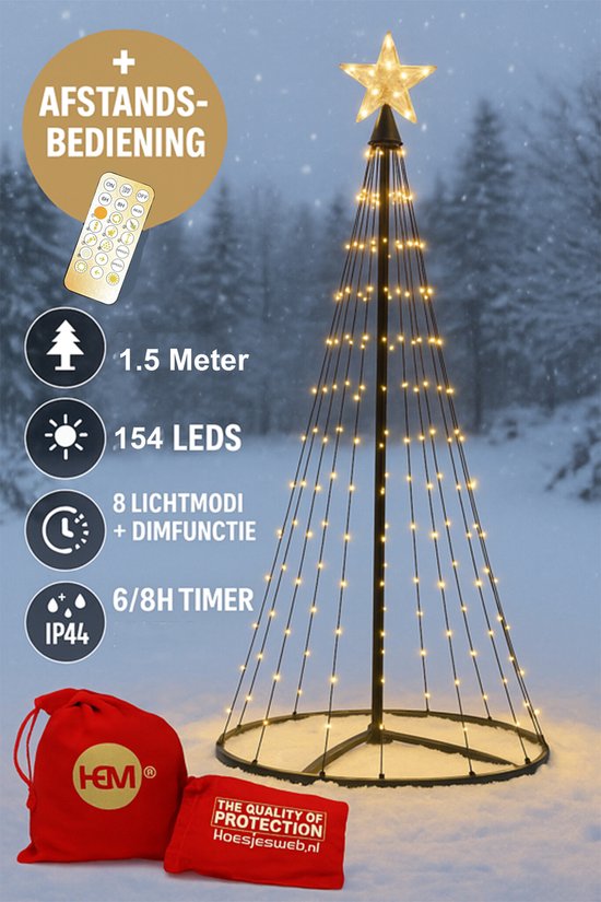 Verlichte kerstboom van 1.5m met 154 LED's, ster, afstandsbediening, 6/8H timer, IP44, en 2 rode HEM opbergzakken, in de sneeuw.