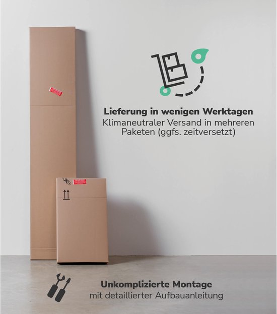 Twee gesloten kartonnen dozen, één staand en één liggend, met verzendetiketten.