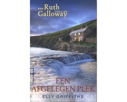 Omslag van Ruth Galloway 13 - Een afgelegen plek