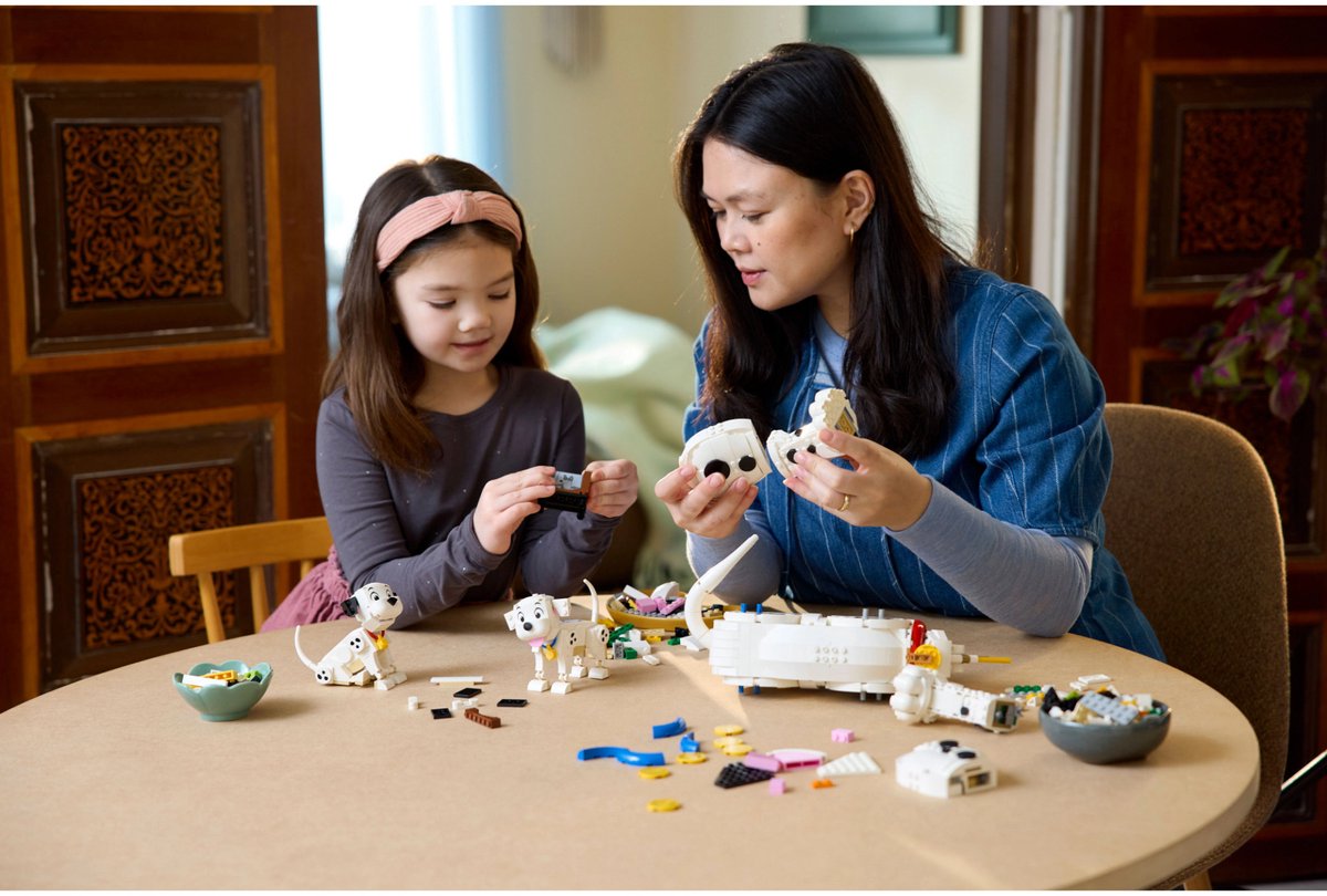 LEGO® Disney Lucky en Penny uit 101 Dalmatiërs - 43271 — afbeelding 21