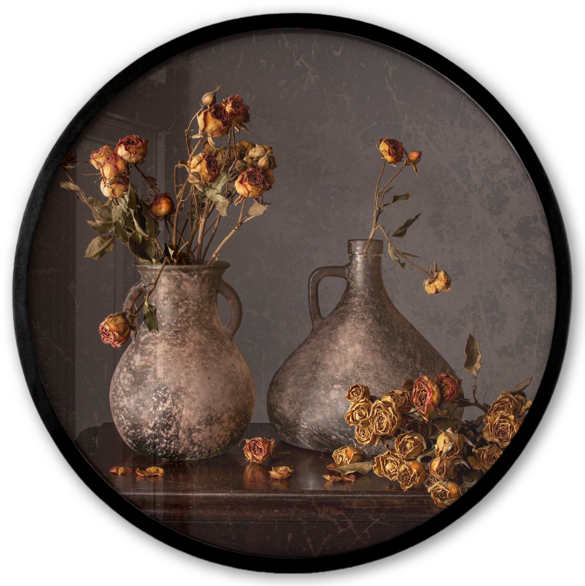 FrameYourWall Poster in lijst Rond - Fotolijst 40x40 cm - Posters - Stilleven - Bloemen - Vaas - Donker - Ronde posterlijst zwart - Decoratie - Wanddecoratie woonkamer - Muurdecoratie slaapkamer Vaas - Rozen