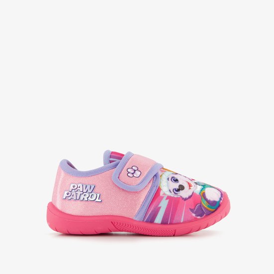 Roze pantoffel met 'Paw Patrol' opdruk en een afbeelding van Skye.