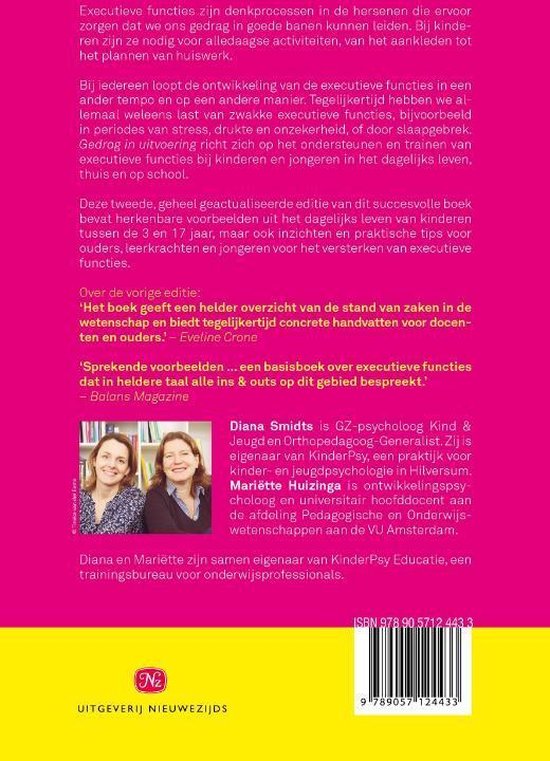 Achterkant van een boek met tekst en twee foto's van vrouwen. ISBN 978-9057124433.