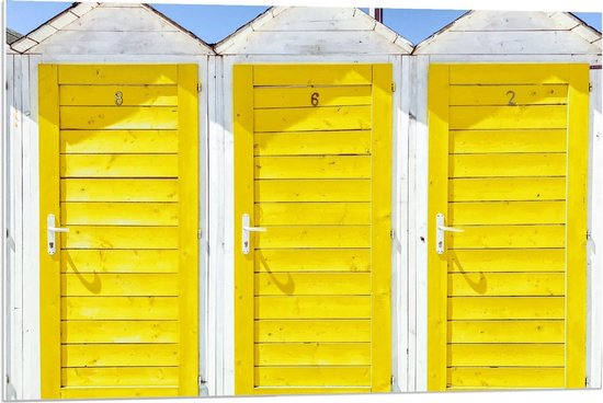 Forex - Gele Huisjes bij het Strand - 90x60cm Foto op Forex