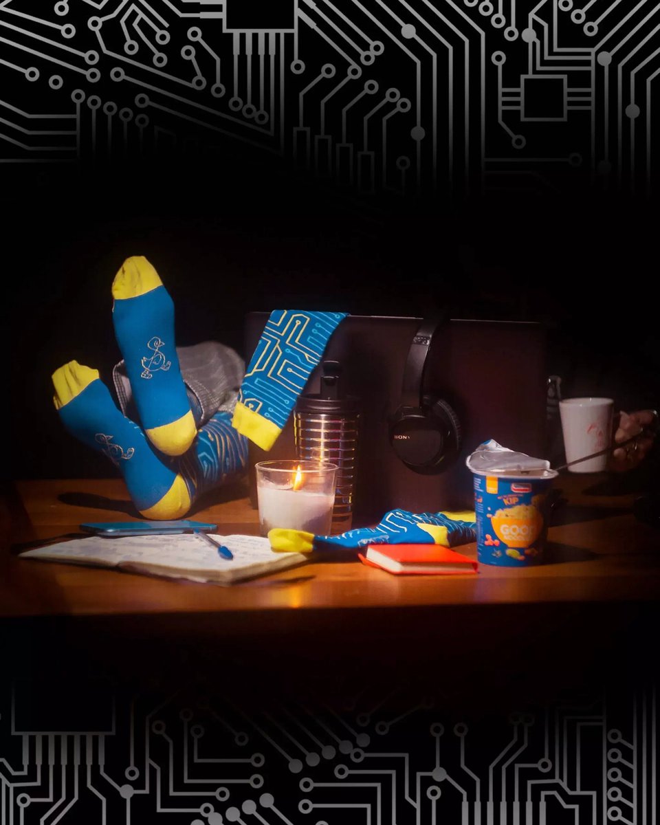 Artificial Socks Technieksok | Electrasok | AI-sok | Multi-color | Maat 36-40 | Herensokken en damessokken | Leuke, grappig sokken | Funny socks that make you happy | Sock & Sock