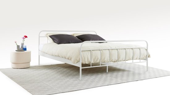 Beter Bed Alex Metalen Bedframe Twijfelaar 120x200cm Wit bol