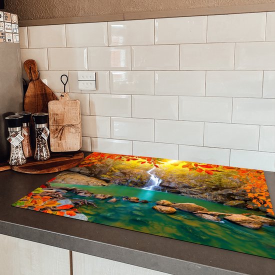 KitchenYeah® Inductie beschermer 80x52 cm - Stenen - Boom - Waterval - Herfst - Rood - Kookplaataccessoires - Afdekplaat voor kookplaat - Inductiebeschermer - Inductiemat - Inductieplaat mat