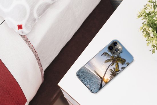 Coque iPhone 13 Pro - Plage - Coucher de soleil - Palmier - Siliconen - Noël - Cadeaux - Cadeaux chaussures