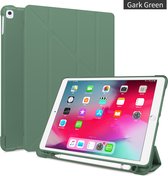 Tablet Hoes geschikt voor iPad Hoes 2018 - 6e Generatie - Met Pen Houder - 9.7 inch - Smart Cover - A1893 - A1954 - Donkergroen