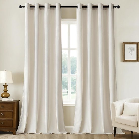Verduisterende & Isolerende Velvet Gordijnen - 150 of 300 cm - Ringen - Zwart