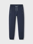 Donkerblauwe joggingbroek met trekkoord en ritszakken.