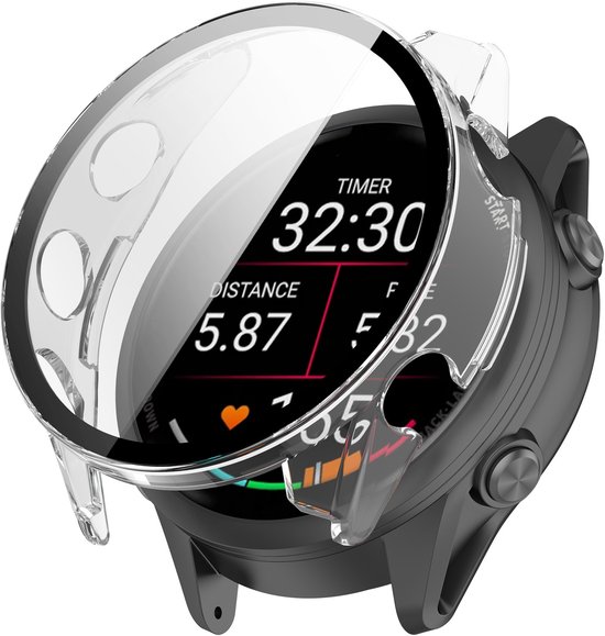 Transparant hoesje met glazen screenprotector, gedrapeerd over een Garmin smartwatch met een digitaal display.