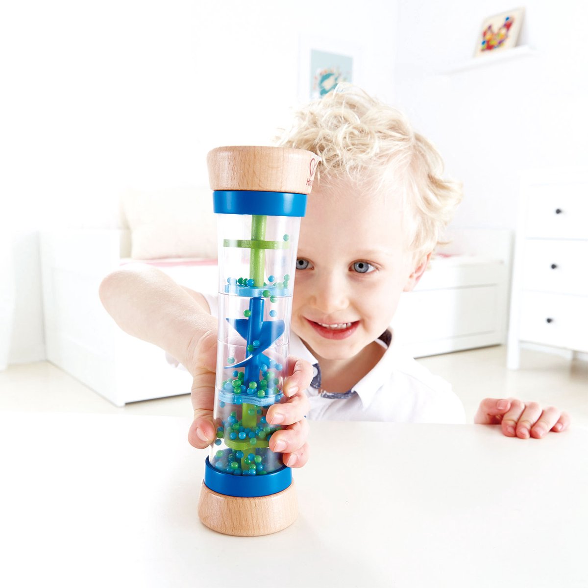 Hape Regenmaker Blauw - Houten Babyspeelgoed met Kalmerende Regengeluiden vanaf 0 Maanden — afbeelding 17
