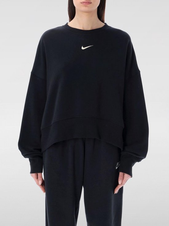 nike sweatshirt small