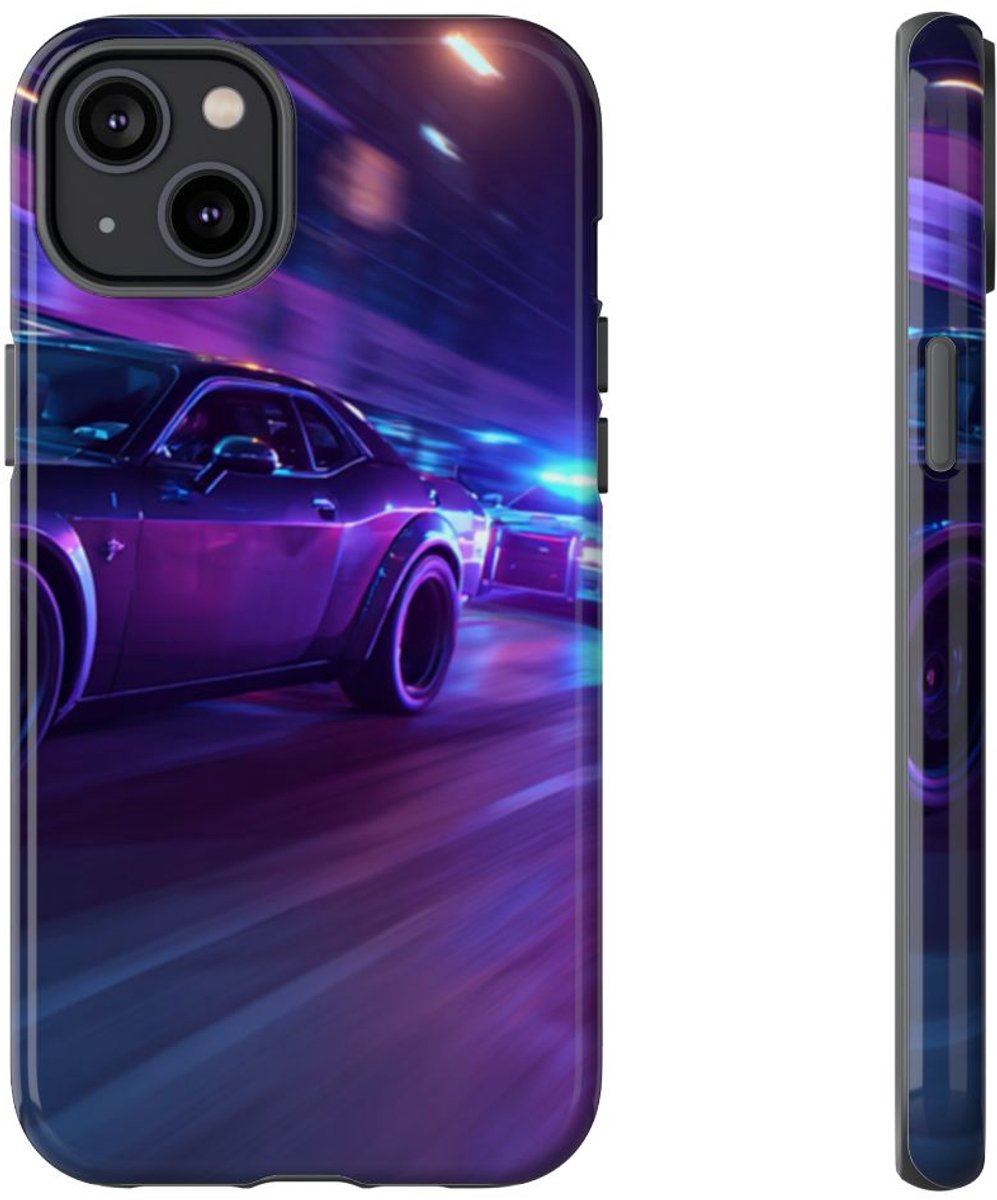 Nachtelijke Achtervolging met Spierauto – Telefoonhoesje Geschikt voor iPhone 14 Plus