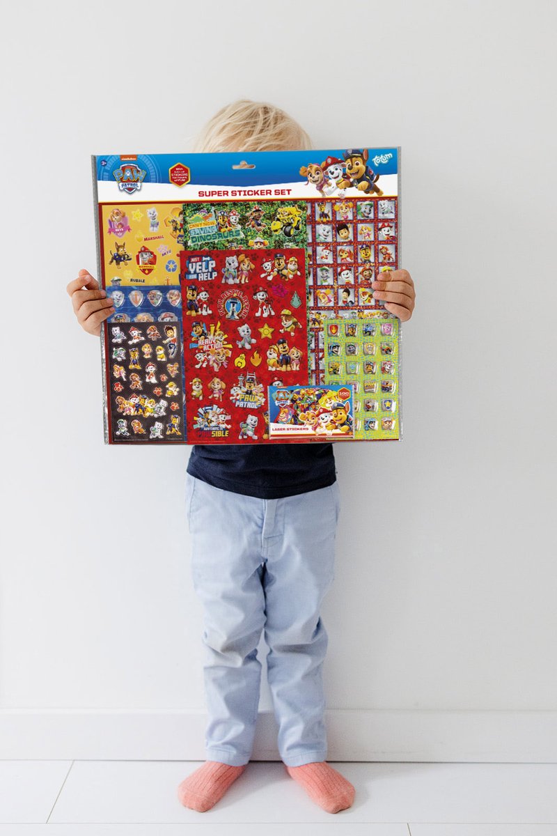 Totum Minions stickers super stickerset XL 7 vellen incl. luxe stickers - Despicable Me 4 - 38 x 36 cm - knutselen speelgoed — afbeelding 4