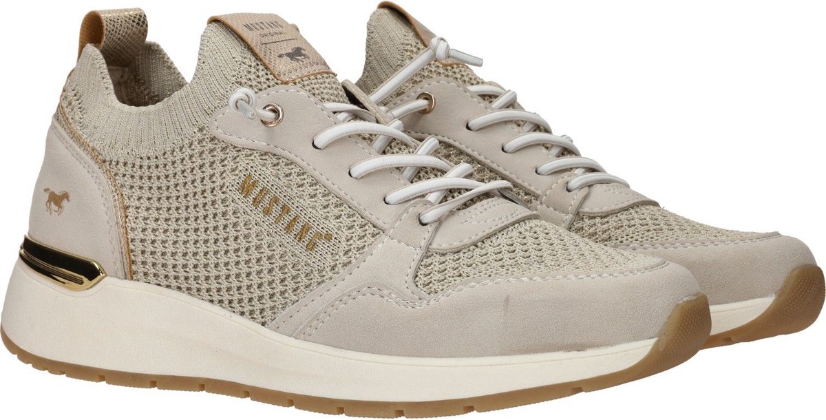 Mustang - Sneakers voor vrouwen - Zwart