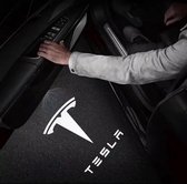 Tesla Instapverlichting - Deur Logo Projector - Portier voertuigverlichting - Auto deur verlichting - Auto interieur - Tesla accessoires - Set van 2 - Portierverlichting - Laser Projector - Tesla 3 - Tesla S - Tesla X