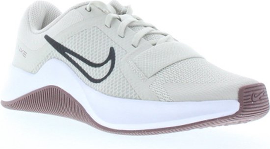 Nike mc trainer 2 in de kleur grijs.
