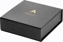 Zwarte geschenkdoos met een gouden 'ARKAI JEWELRY'-logo.