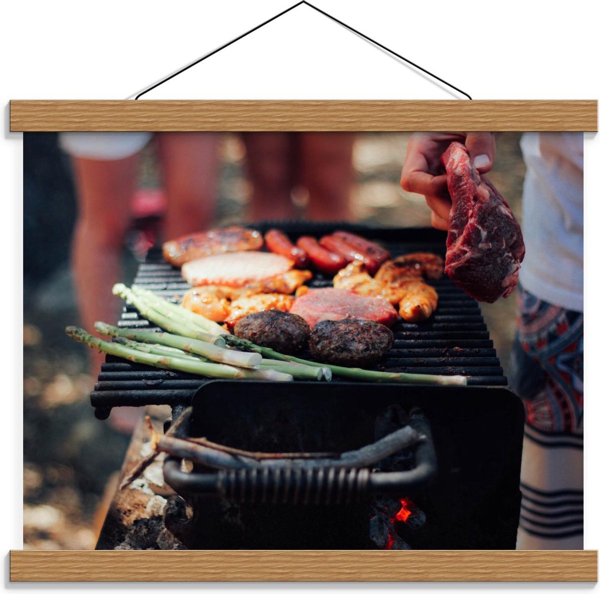 Schoolplaat – Vlees op de Barbecue - 40x30cm Foto op Textielposter (Wanddecoratie op Schoo