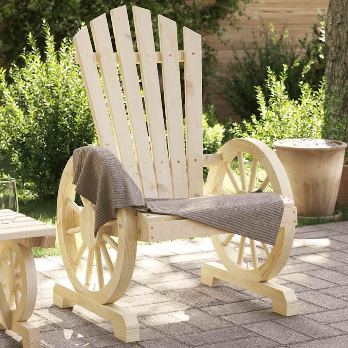 Adirondack Tuinstoel massief dennenhout, ergonomische tuinstoel van dennenhout met hellende rugleuning en armleuningen in trolleyrand-look, belastbaar tot 110 kg, ideaal