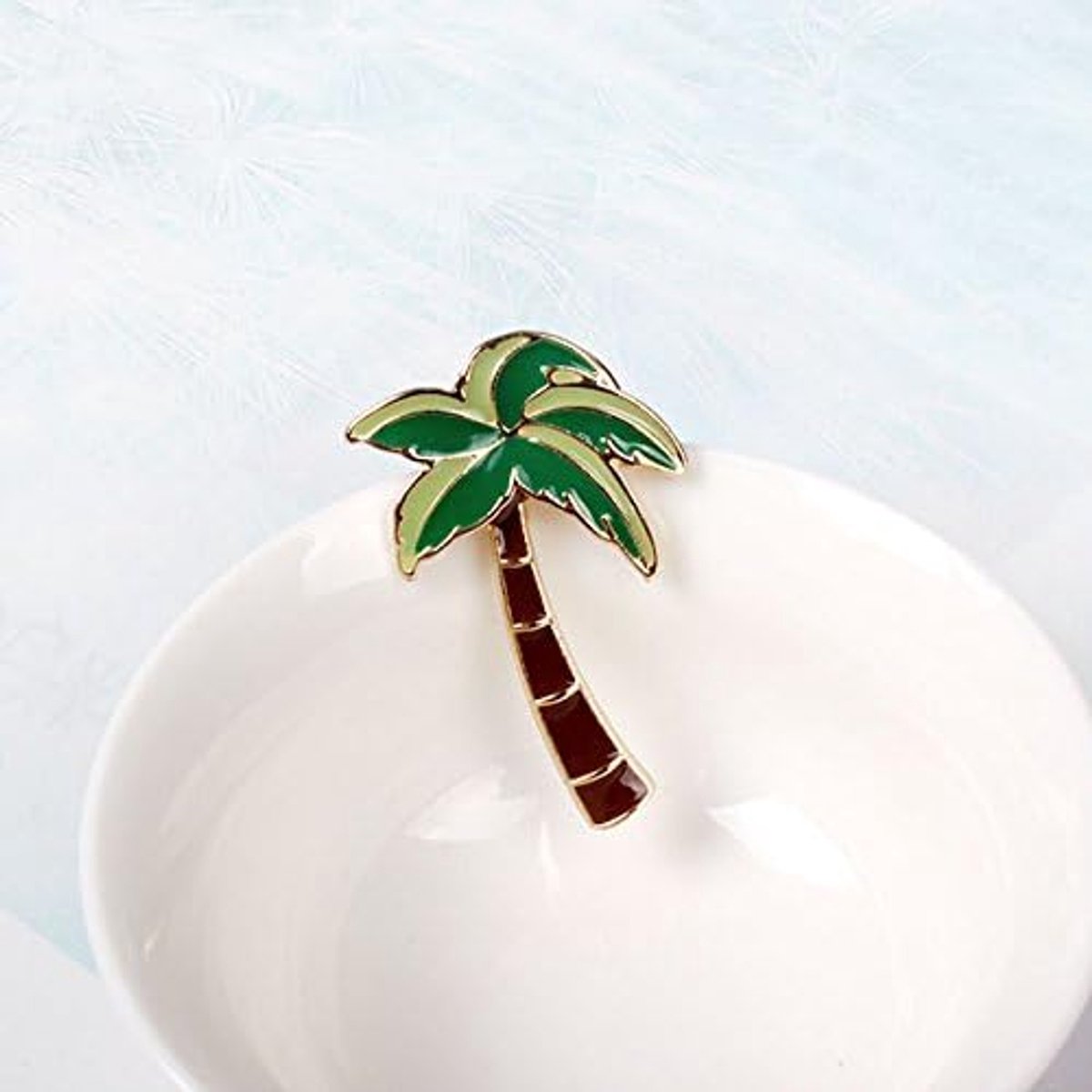 Palm Pin Metalen Vakantie Caribische Zomer Tropische Pacific Boom - Handgemaakte Modieuze Sieraden Pine I Knop Pine, 30 mm, Metaal, zonder steen, 30mm, Metaal, Zonder steen