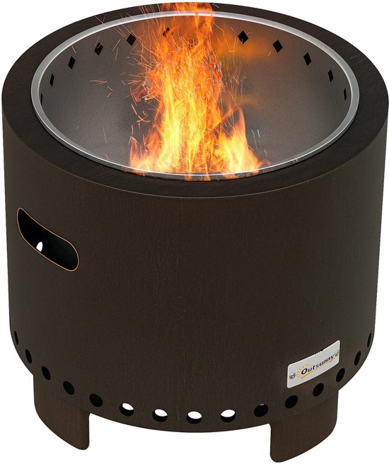 Bronzen vuurkorf met vlammen op een witte achtergrond.