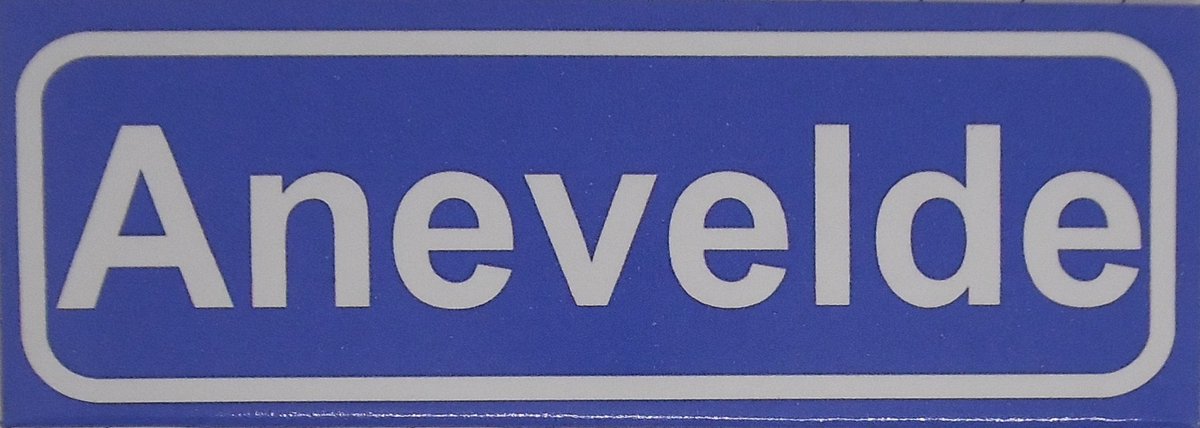 Souv© - koelkast magneet - plaatsnaam bord - kombord - souvenir - koelkastmagneetje - relatiegeschenk Anevelde