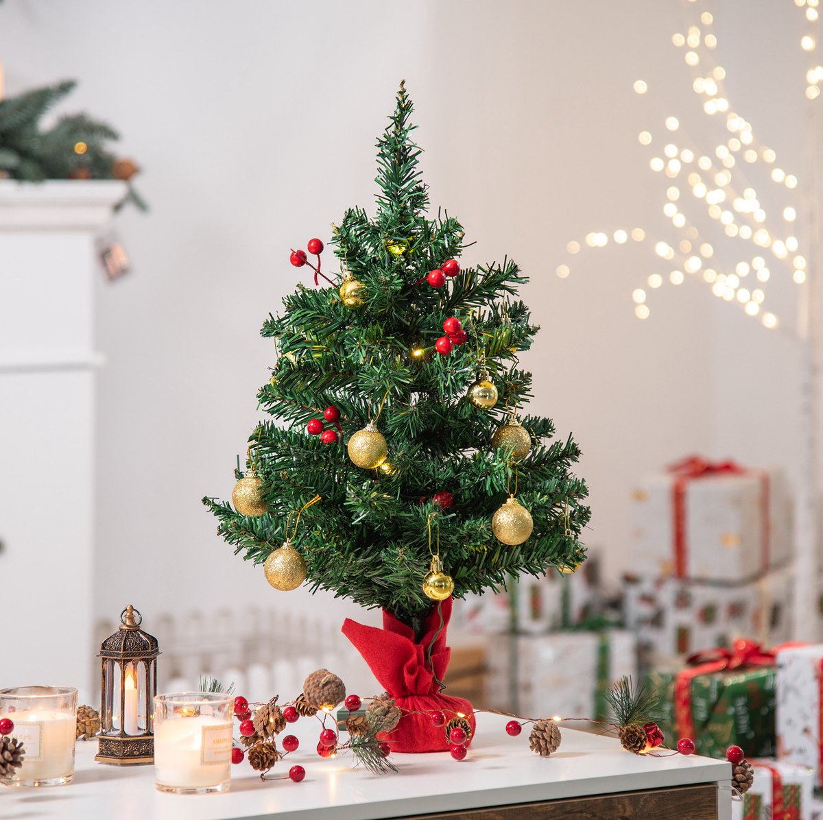MODFU - Kerstboom - Mini - LED-Lampjes - Kerstballen - Rode Bessen - PVC - Groen - 60 Cm