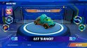 Menu met de Tricera-Truck, een turquoise dinosaurusauto, en tekst: LET'S RACE!