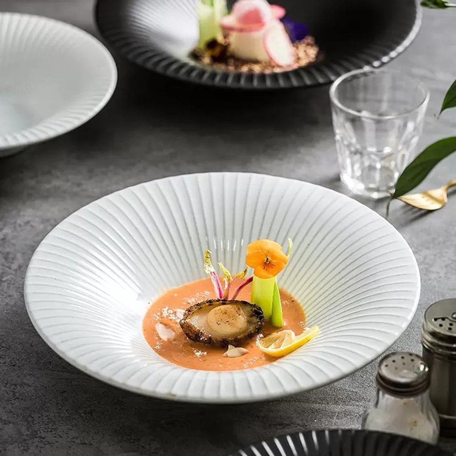 Saladekom Japanse stijl Huishoudelijke Ramen Grote soepkom Diep bord Keramiek Fruitsaladekom Dessertkom Servies Salade Serveerschaal, B-Small