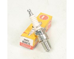Bougie d'allumage NGK pour Moto Derbi 50 Gpr R2 Racing/Nude 2004 à 2008 Neuf