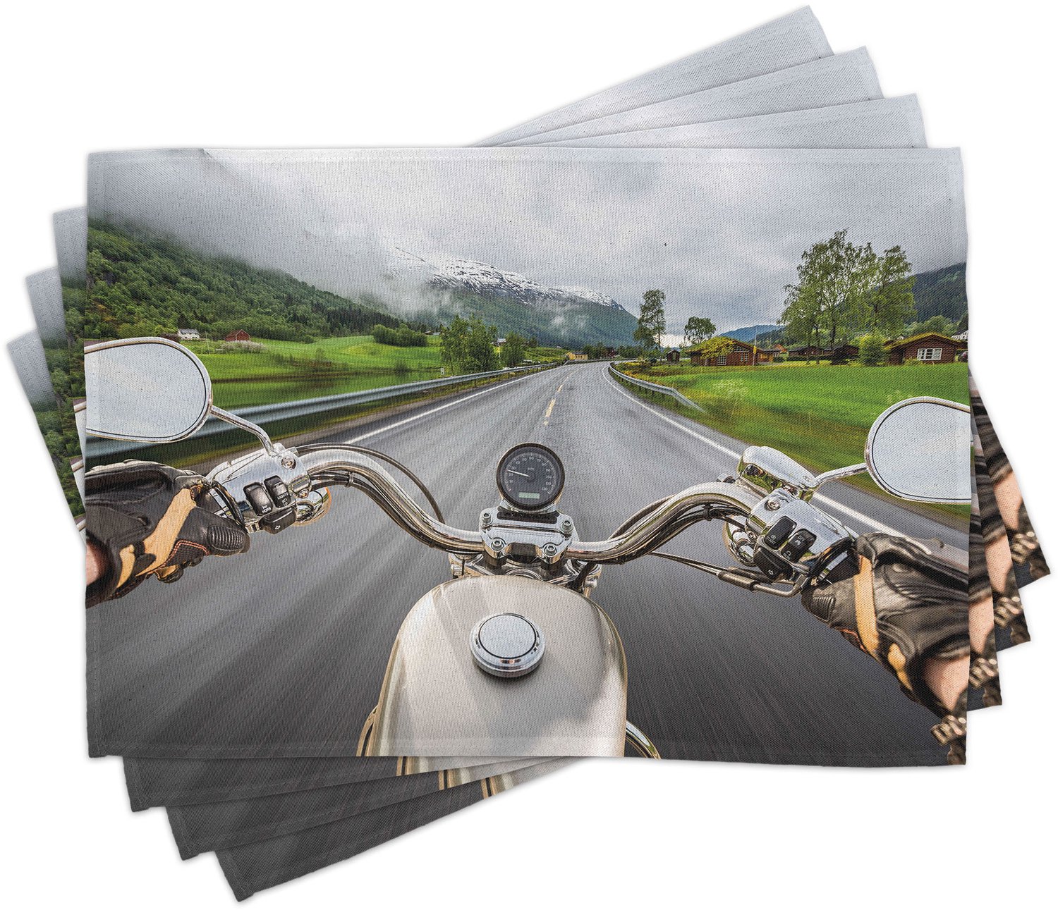 ABAKUHAUS Mancave Placemats Set van 4, Motorrijder Rijdt Motorfiets op de Snelweg Levensstijl Snelheid Avontuur Mistig Landelijk Gebied, Wasbare Stoffen Placemats voor de Eettafel, Standaardformaat, Grijs Groen