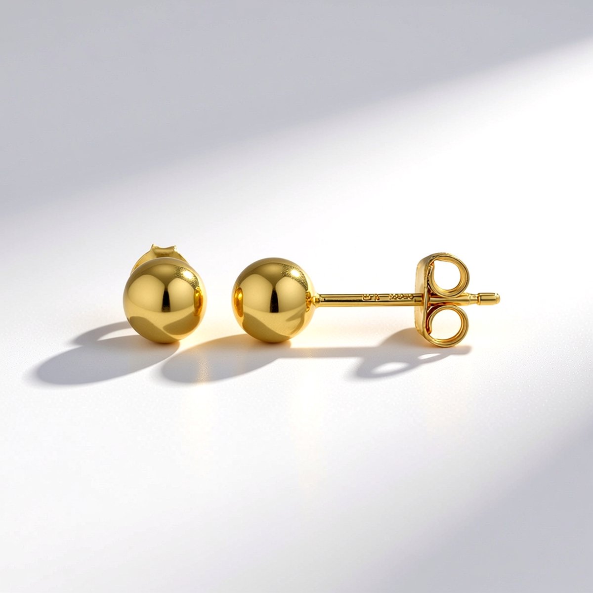 Cavill - Zilveren oorbellen 925 sterlingzilver verguld - kleine gouden oorbellen 5 mm - lichte, elegante oorknopjes voor dagelijks gebruik