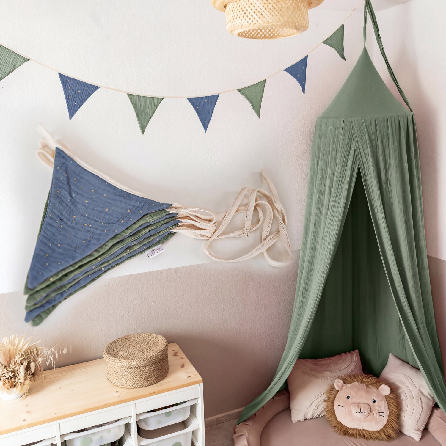 LILIMAUS Vlaggenlijn stof kinderkamer met gouden details - stoffen slinger van mousseline katoen - 300 cm - blauw en groen