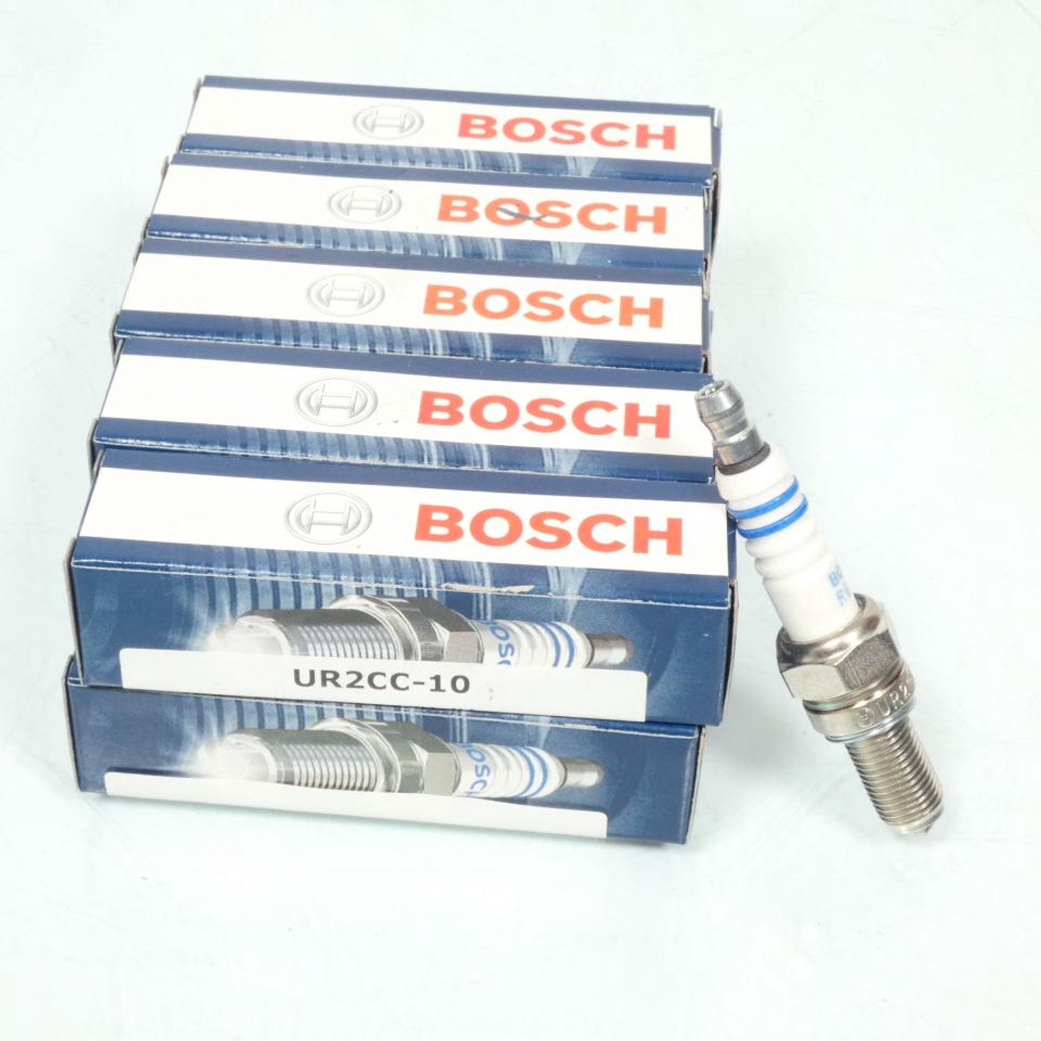 Bougie d'allumage Bosch pour Quad Suzuki 500 Lt-A F Vinson 2002 à 2007 Neuf