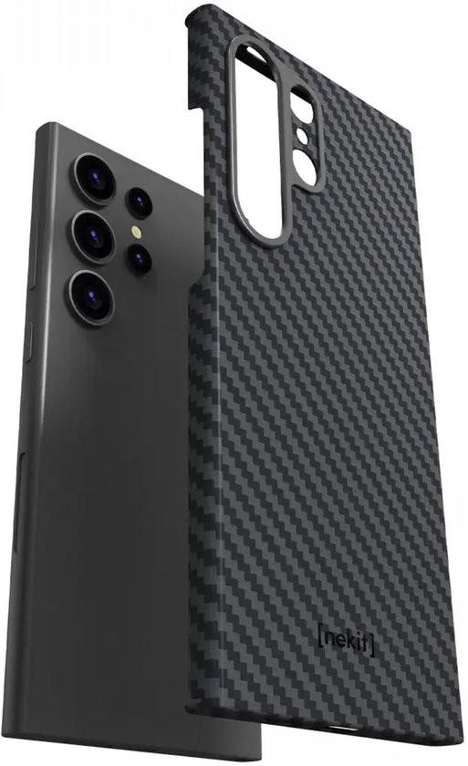 Zwarte carbon fiber hoesje voor Samsung Galaxy S24 Ultra, met camera uitsparing.